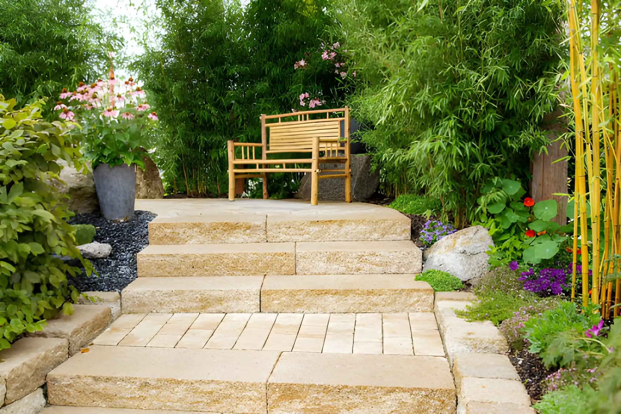 Lush backyard patio design